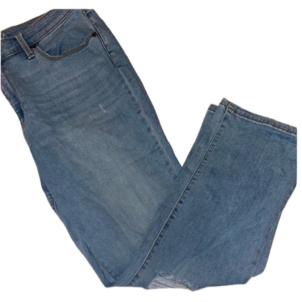 Universal Thread Straight Leg Jeans